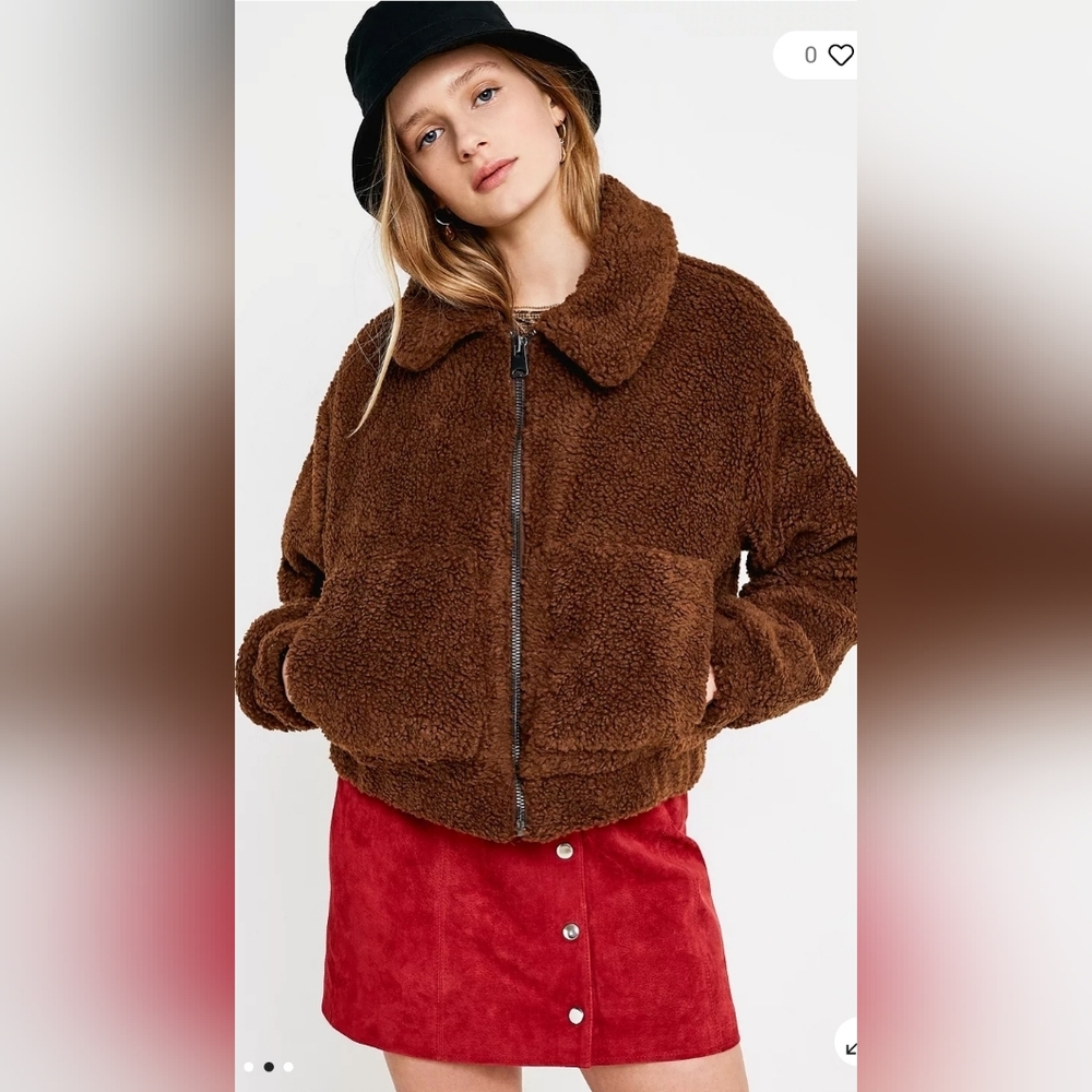 Urban Outfitters Teddy Sherpa Cropped Zip-Up Jacket – dark  Caramel Brown Size S